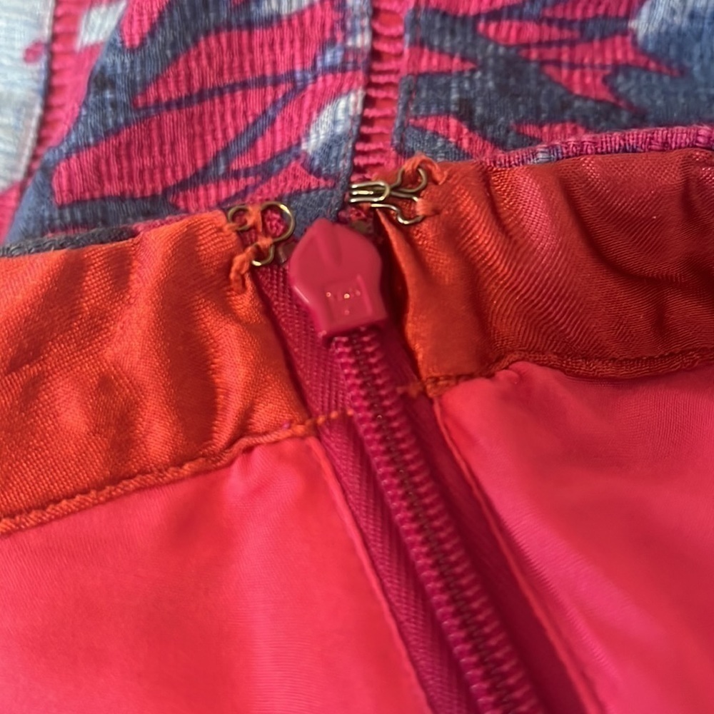 Banana Republic Blue and‎ Hot Pink Floral Print Skirt Size 2 - Picture 9 of 9